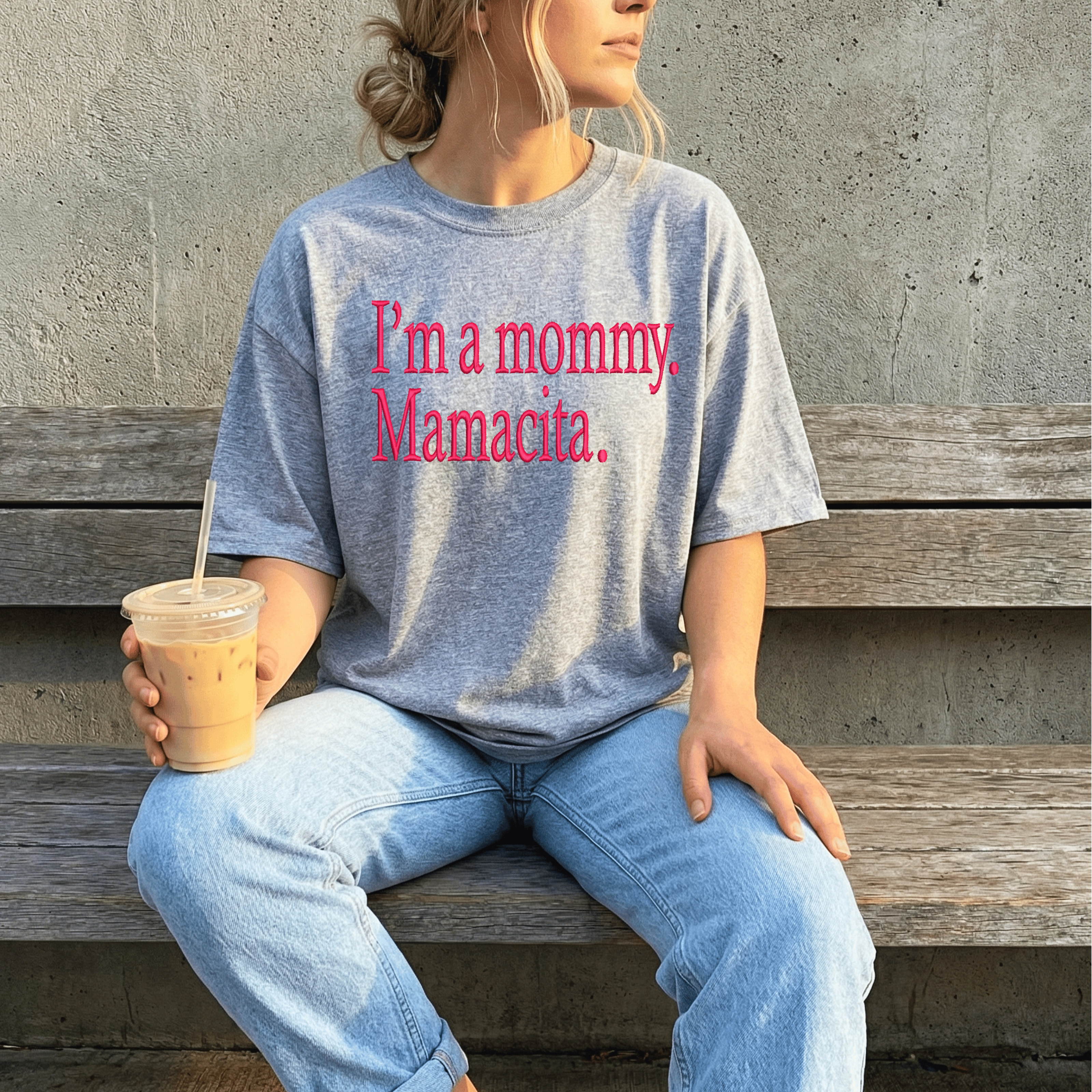 I'm a mommy embroidery tee